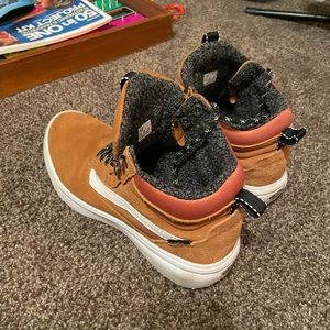 VANS 7.5 mean hiking boots high top shoes - LEATHER